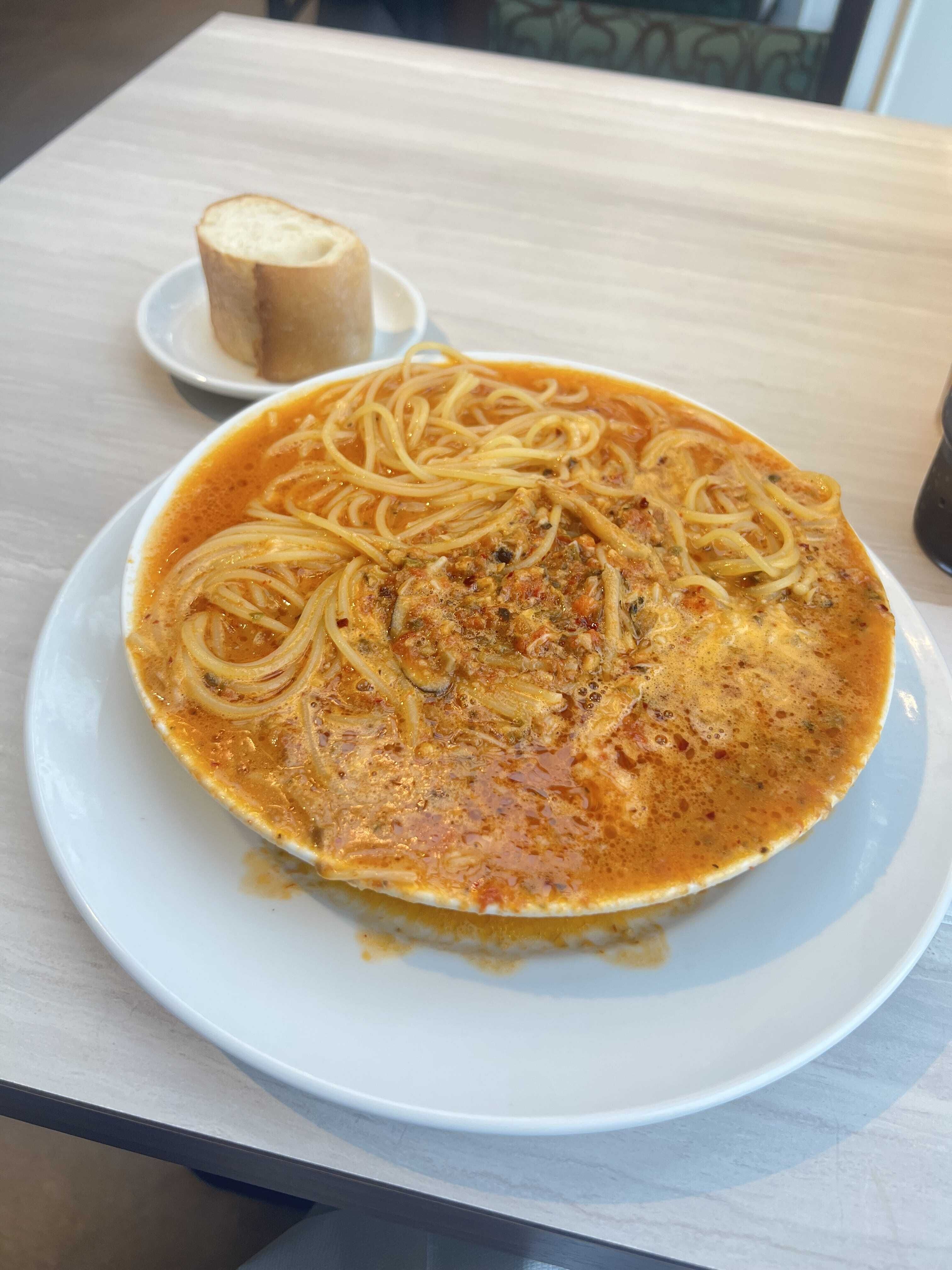 寝よっと。°(°`ω´°)°。