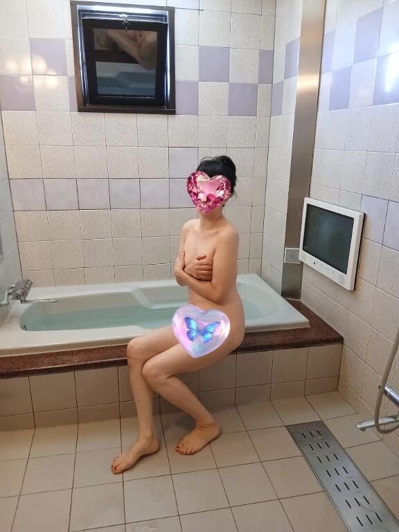 ローションマッサージプレイ好きなので。