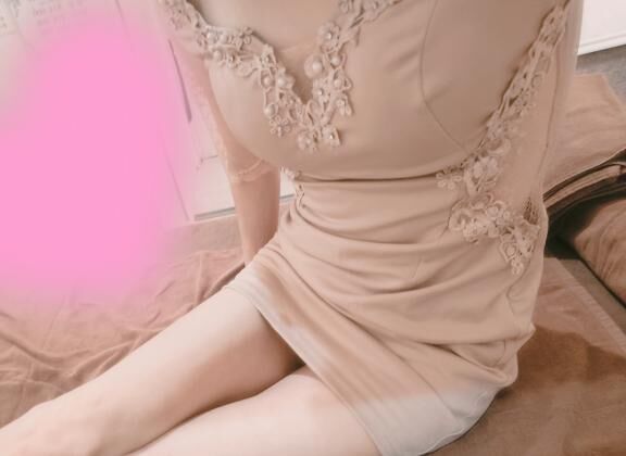 桜小指をぶつけて悶える