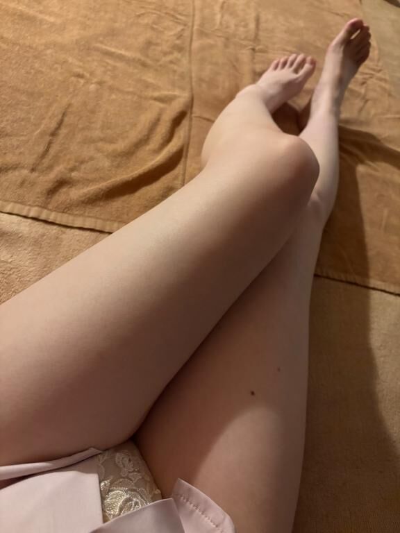 おはよぉ〜(  ♡♡♡♡ )♡