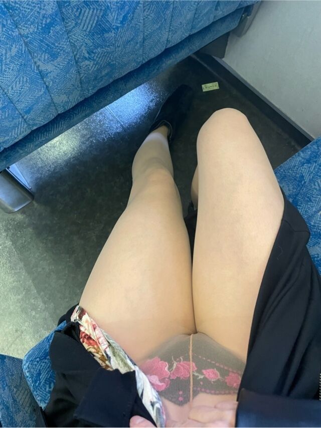 ほたる今日のパンチラ