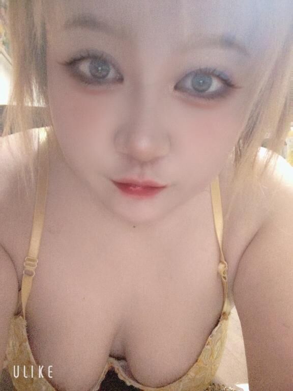 お誘い待ってるよ♡♡