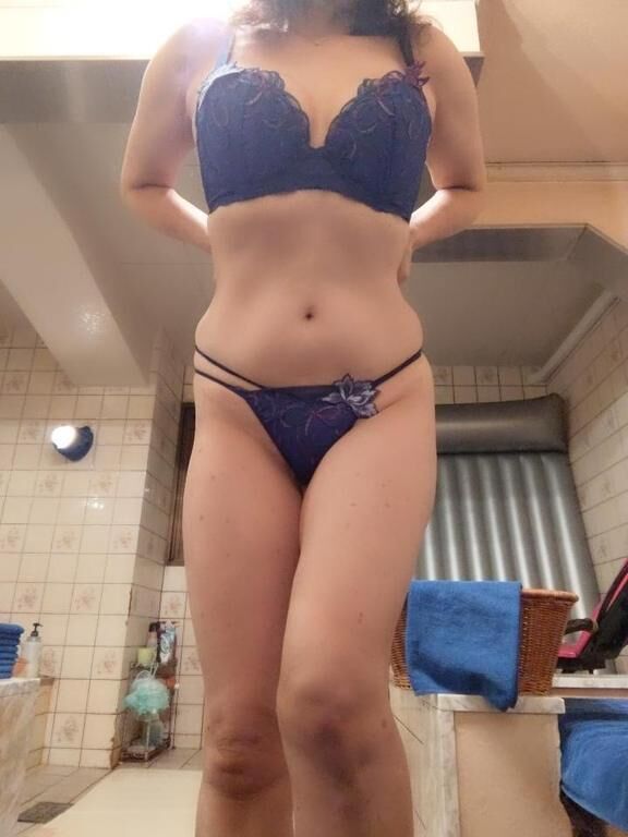 猫時々ばいーん