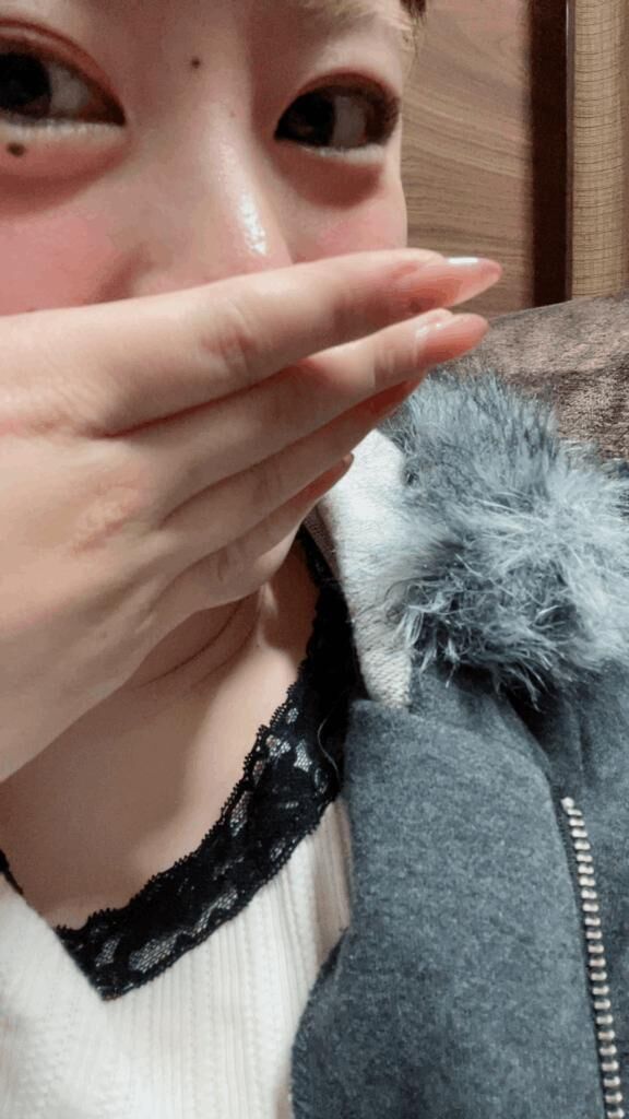 エッチな自己紹介、、(〃ω〃)