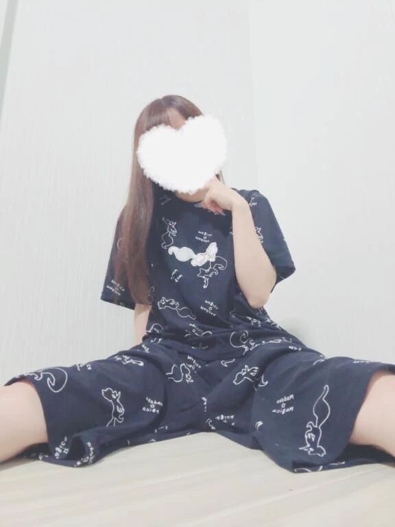 みやのパジャマ(＾ᴖ ̫ᴖ＾)