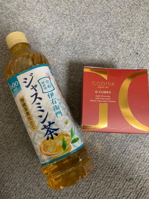 &#9994;&#127995;&#9996;&#127995;&#9995;&#127995;