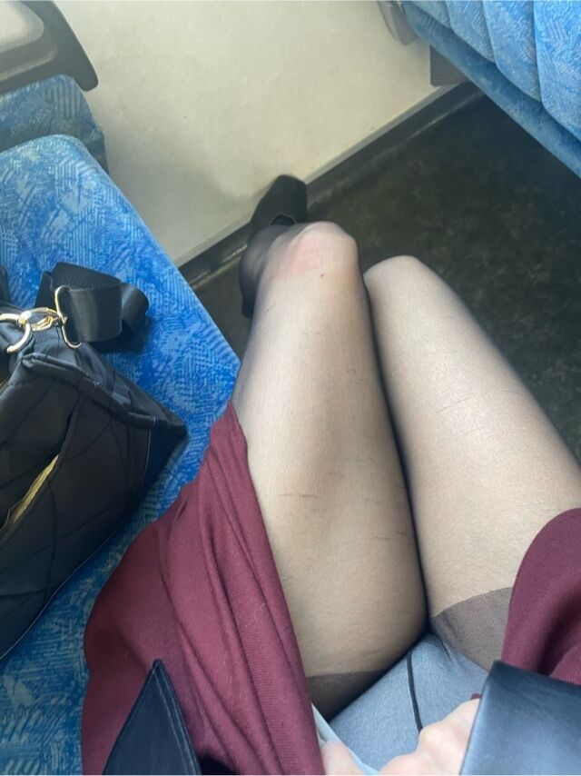 ほたる今日のパンチラ