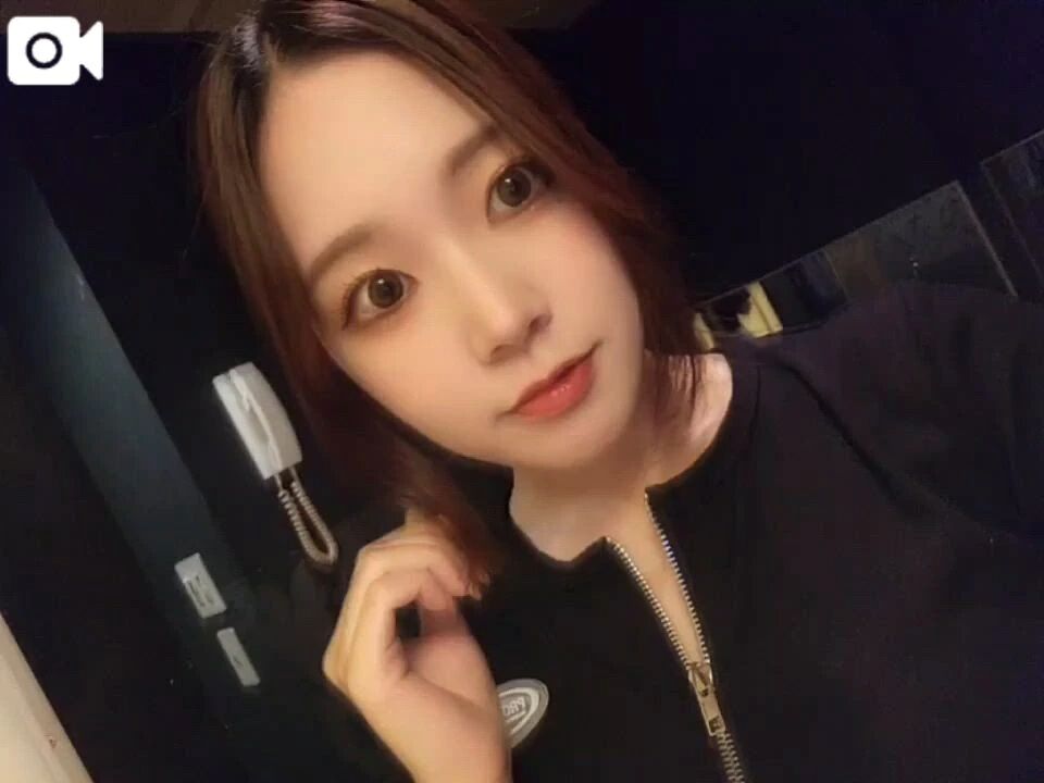 (*&#714;&#7509;&#715;*)