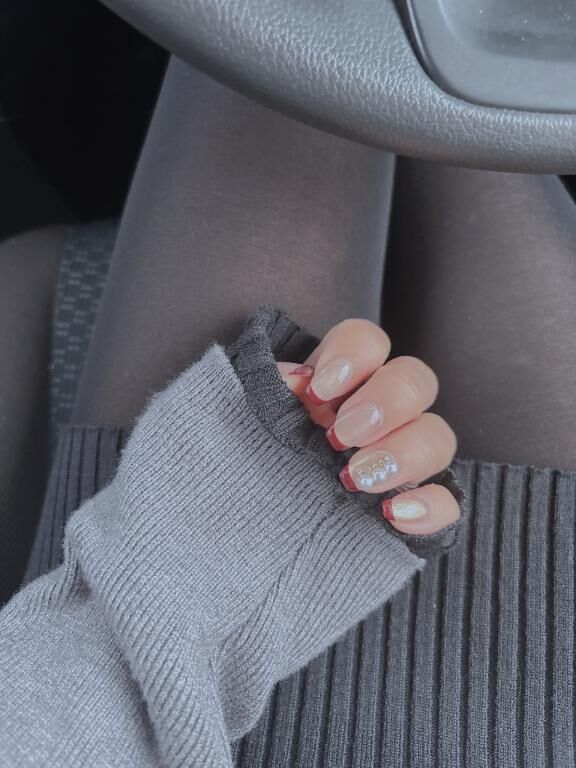 ネイルとミニスカと私とギャル（？）