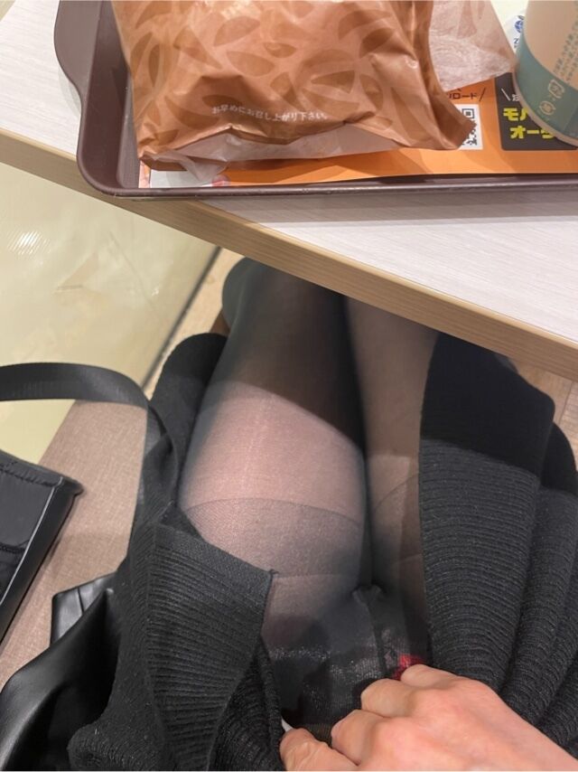 ほたる今日のパンチラ