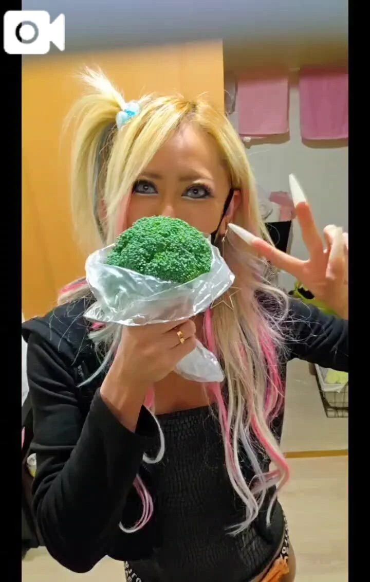 そしてマイガ限定動画の舞台裏。⊂( ・ω・)⊃ﾌﾞｰﾝ✨