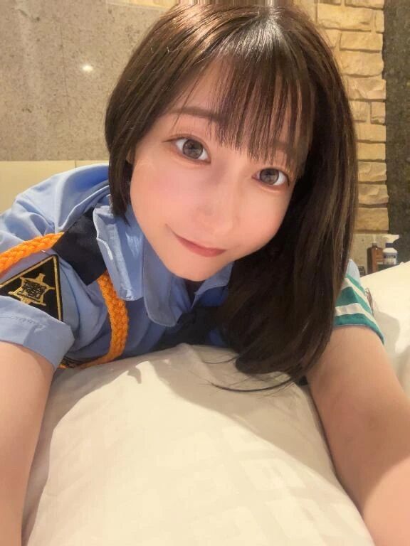 清楚な女の子だと思ったら想像以上に積極的だった件