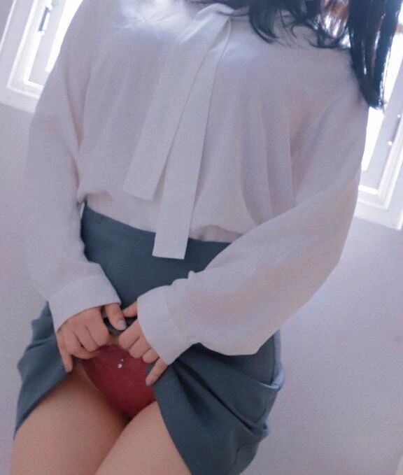 ボタン、外して…(՞ o̴̶̷̤  ̫ o̴̶̷̤ ՞)