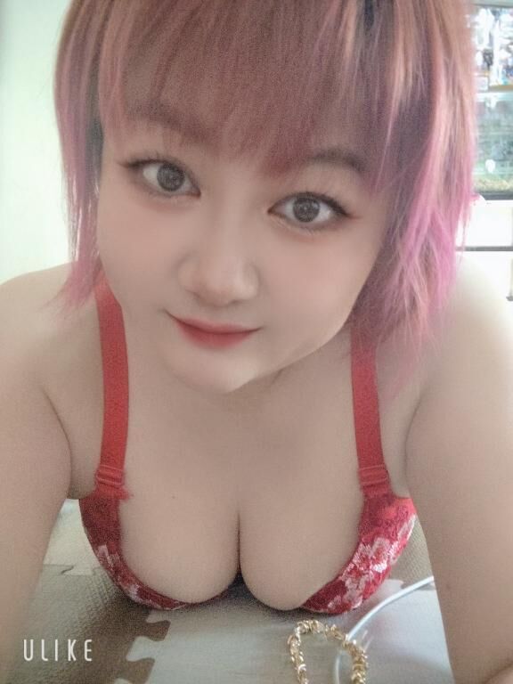 お誘い待ってるよ♡♡