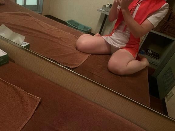 明日は10時から19時！