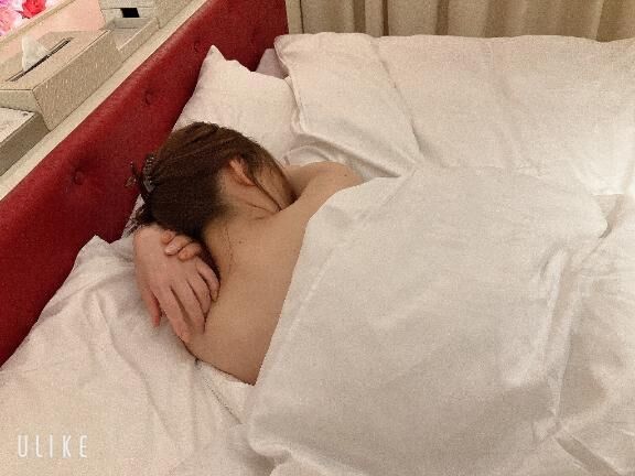 おやすみなさい(  ♡♡♡♡)♡♡