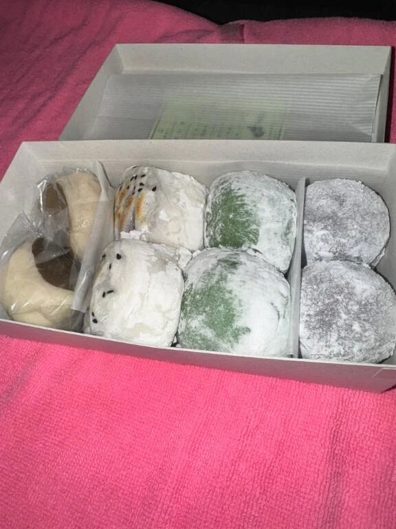 ツンツン！笑笑