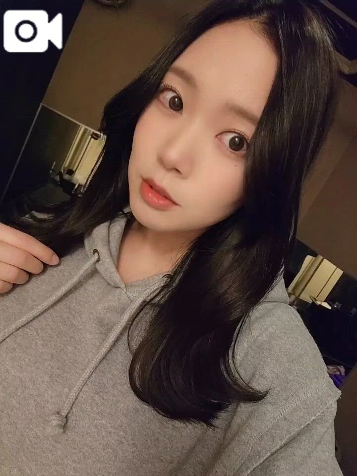 顔出し動画紐