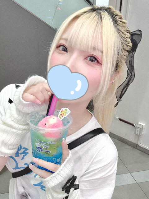 昔はよく車の中でエッチしてたんですけど