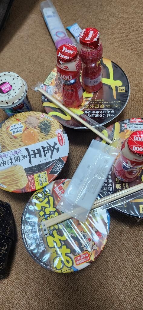 待機っちょ_( ♡♡♡♡ _ )ﾁｮｺﾝ