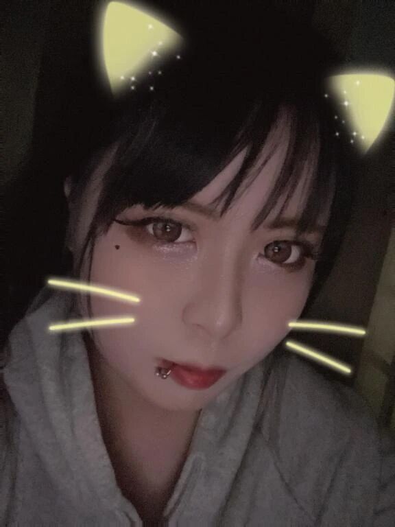 明日出勤しまーす♡