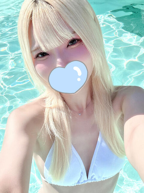 おちんの先っぽをチロチロして