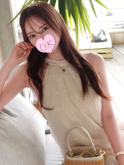 勝負下着だけど早く脱がして挿れられたい