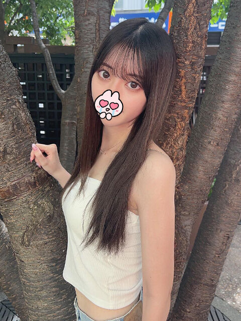 パンティが湿っちゃてる