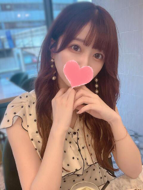 高〇生が人参突っ込んでオナニー