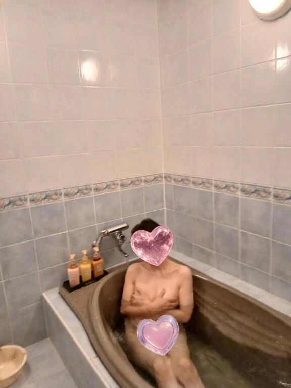 (／▽＼)♪アー誰かと一緒に混浴したいな！！