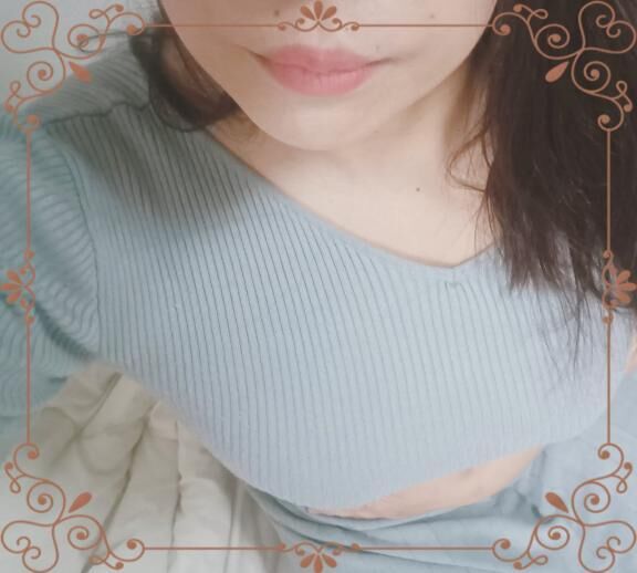 個人イベントしてますノーパンノーブラ