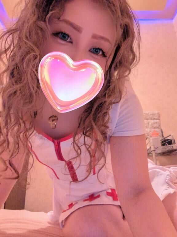 見てねﾄﾞｷ(((*〃ﾟ艸ﾟ))ﾄﾞｷ