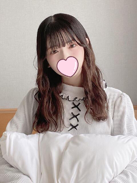 正常位のとき耳でえっちなこと囁いて