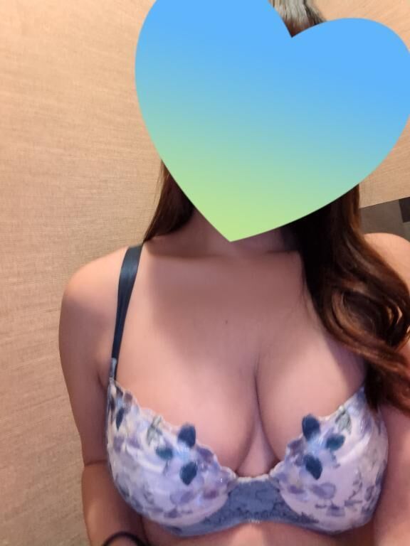 何してますか♡