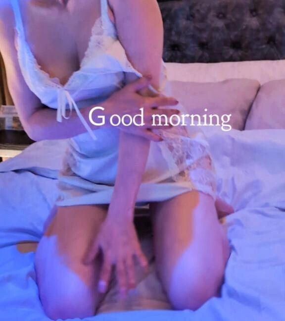 和み抱く静かな午前中に