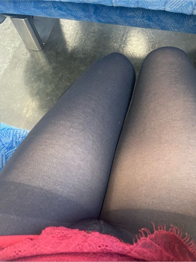 ほたる今日のパンチラ