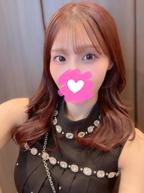 バックしながらおち〇ぽと指で2穴責め