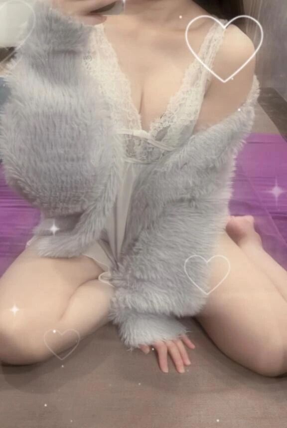 幸せ噛み締めて(  ´˘`  )