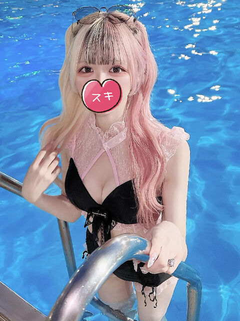 ニーハイのタイツ履くだけでセクシーな気分になります