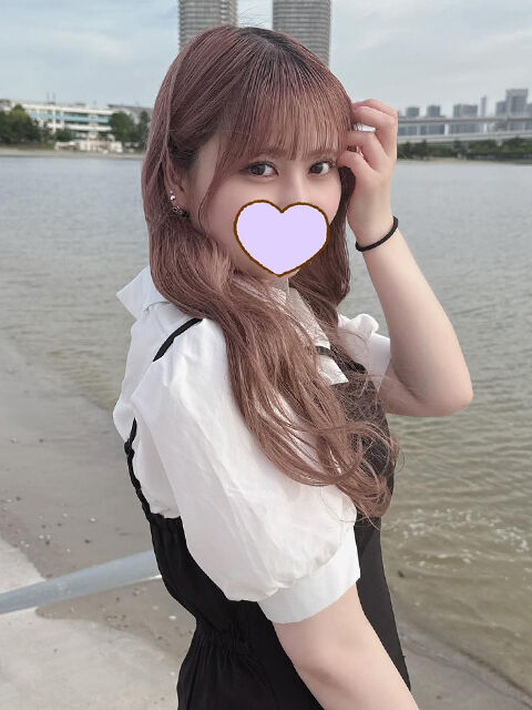 お洋服の系統を変えていこうかと