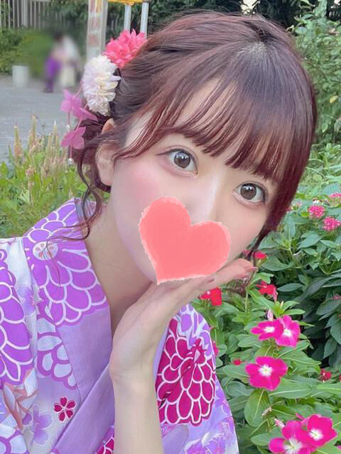 ノーパン自転車でおじさま悩殺