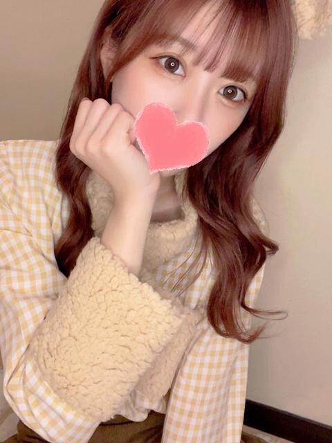 ラブホテルの一階にある待合室で