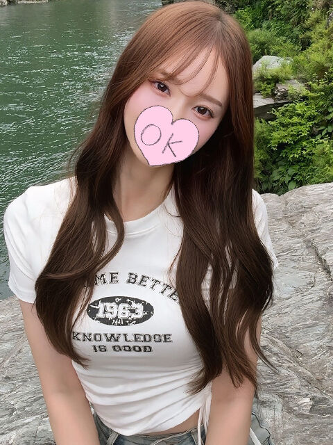 さっきのお客様の舌めっちゃ伸びてきて