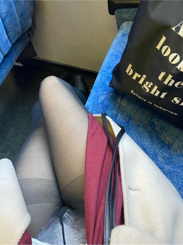 ほたる今日のパンチラ