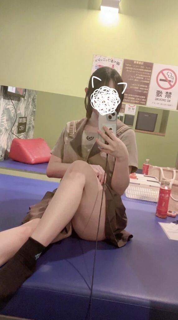 &zwj;♀️\,\,