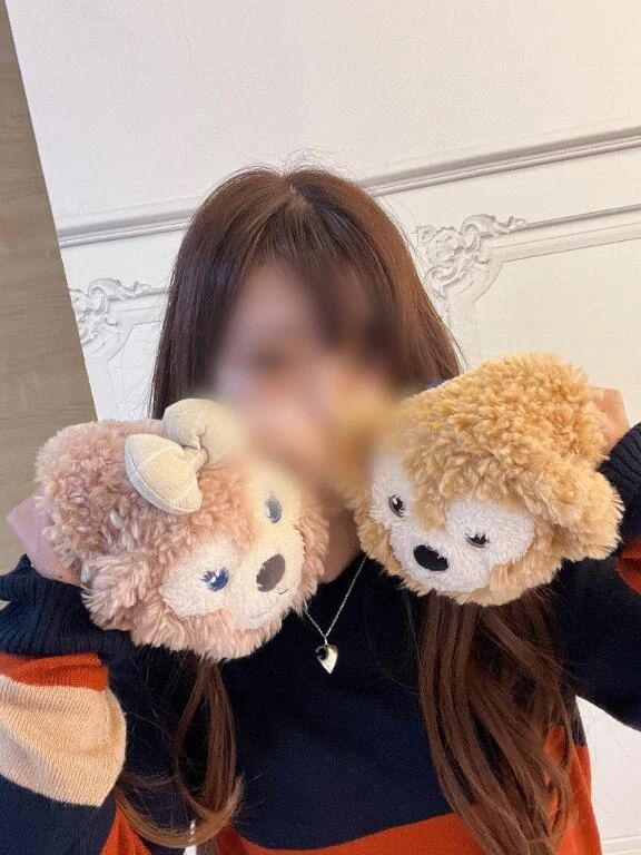 ど〜こだ(*⊃-⊂)