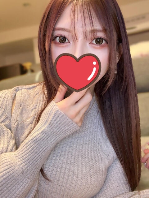 大股開けて見つめられて