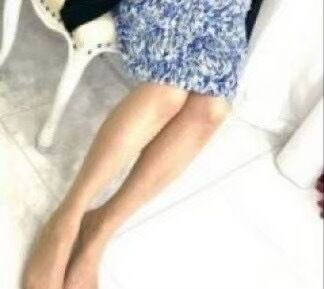 少し照れながら緊張しつつ嬉しいひと時を楽しむ