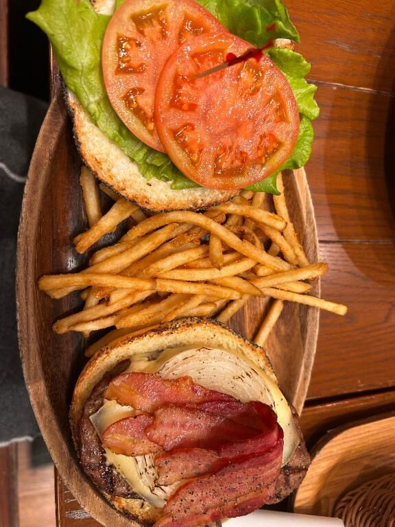 出勤してまーす！！