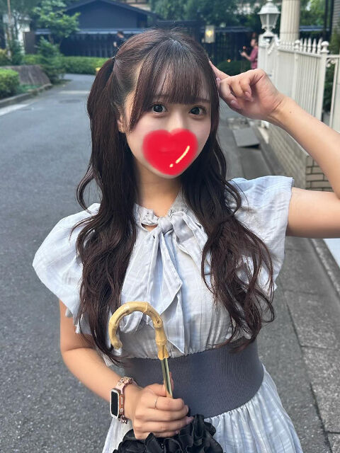 玄関でサラリーマンに犯される快感♡